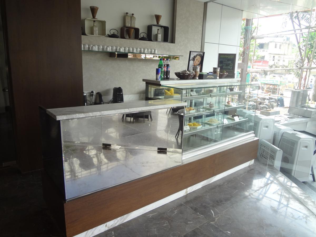 Hotel Gangakashi Nagpur Esterno foto