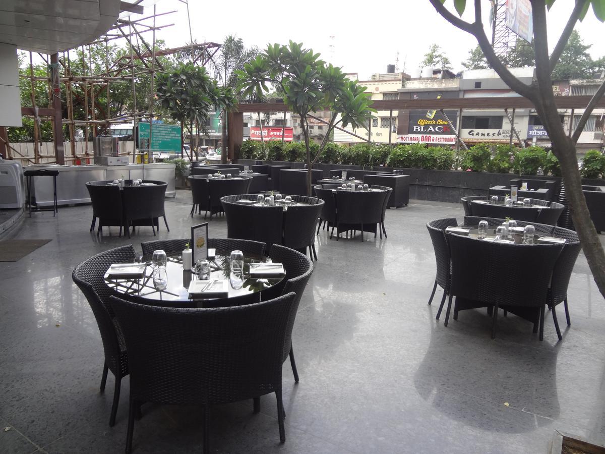 Hotel Gangakashi Nagpur Esterno foto