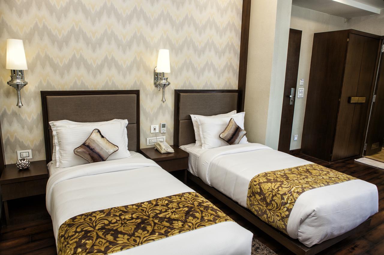 Hotel Gangakashi Nagpur Esterno foto