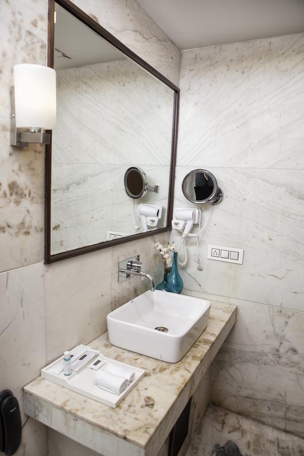 Hotel Gangakashi Nagpur Esterno foto